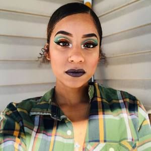 Meet your Posher, Jadeia